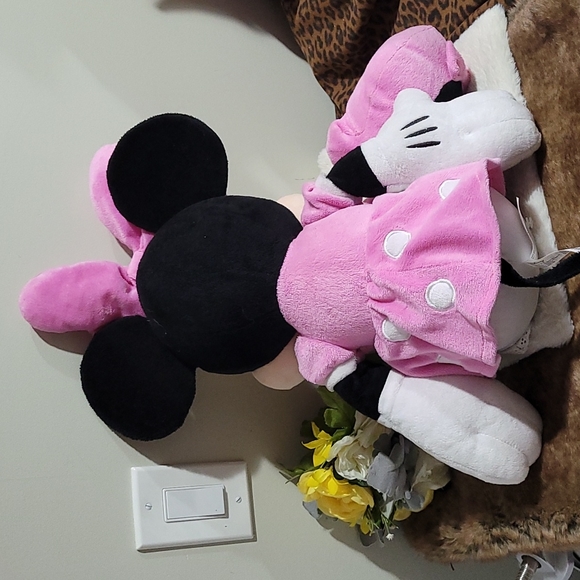 Disney Minnie Mouse plush large - Picture 3 of 5